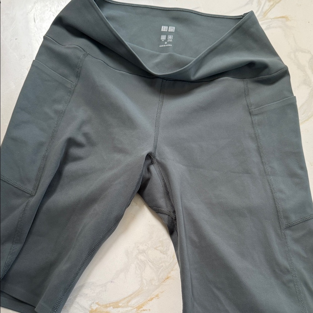 Uniqlo Dark Gray T-Shirt
